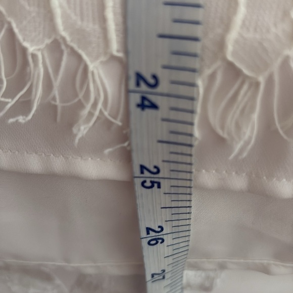 Chico’s White High/Low, Lace/Lined Cap Sleeve Blouse. Size 2=12/14 - Picture 12 of 12